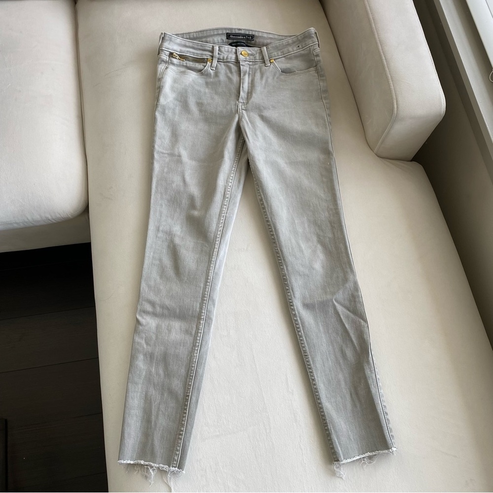 Abercrombie grey jeans
